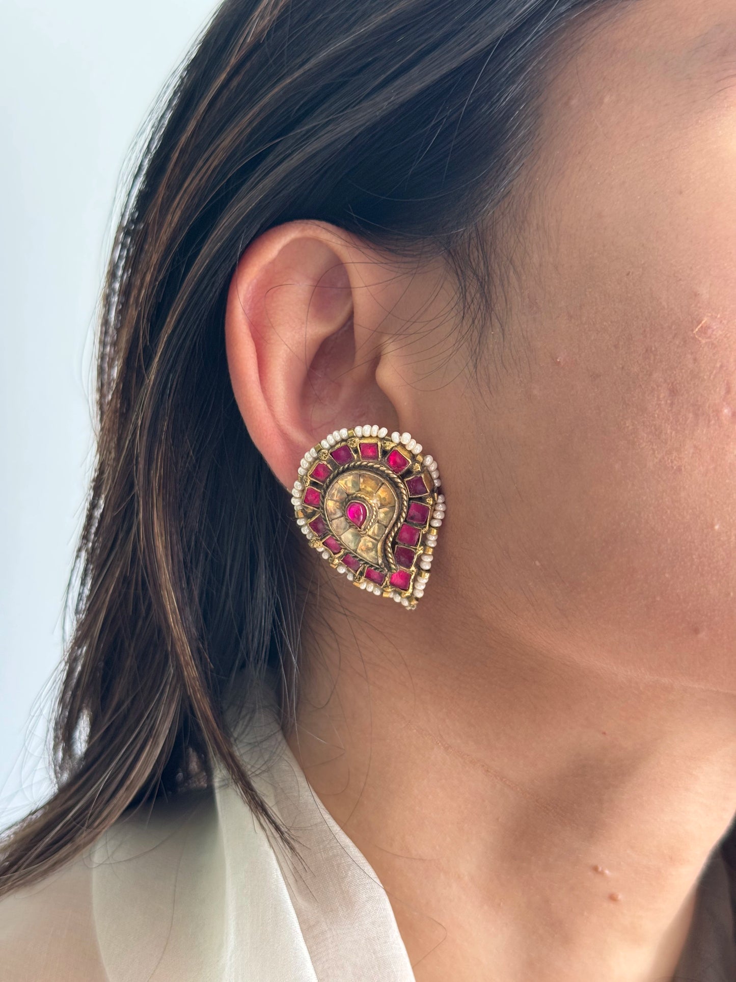 Koiri Studs
