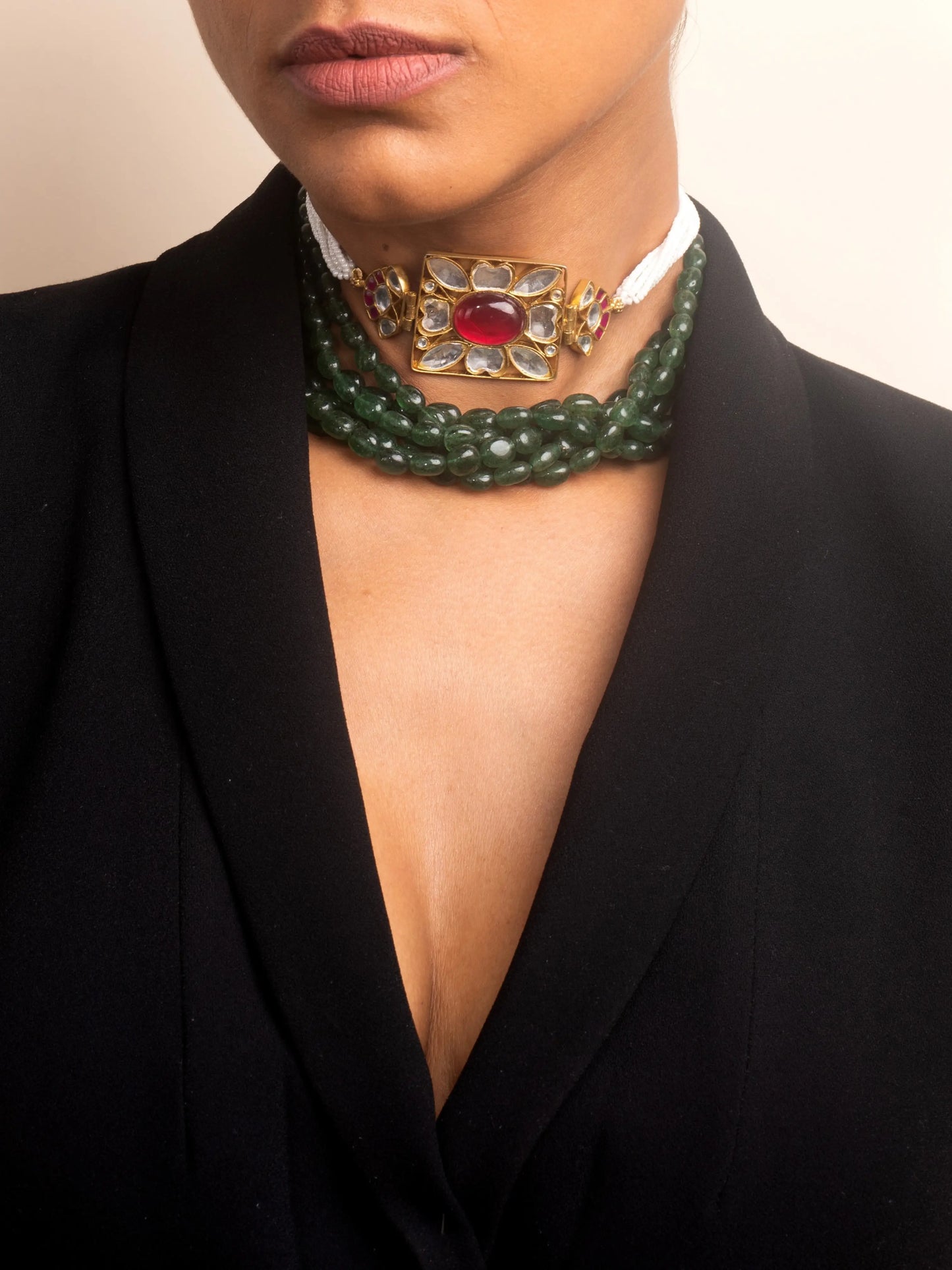 Heerapanna Neckpiece