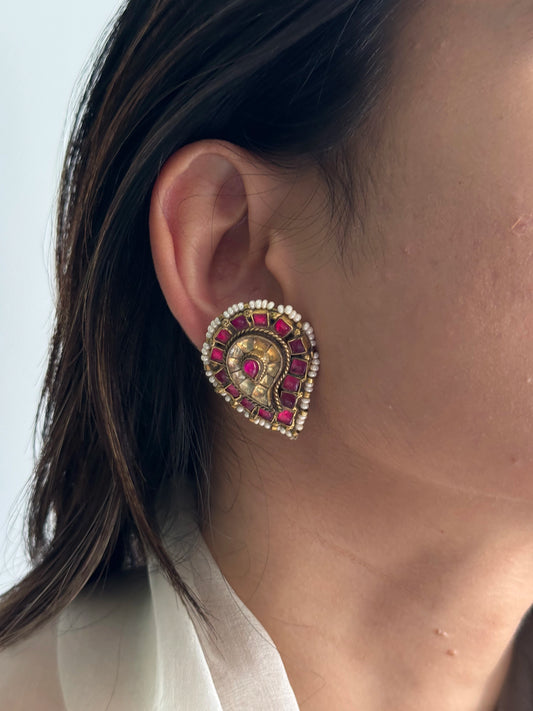 Koiri Studs