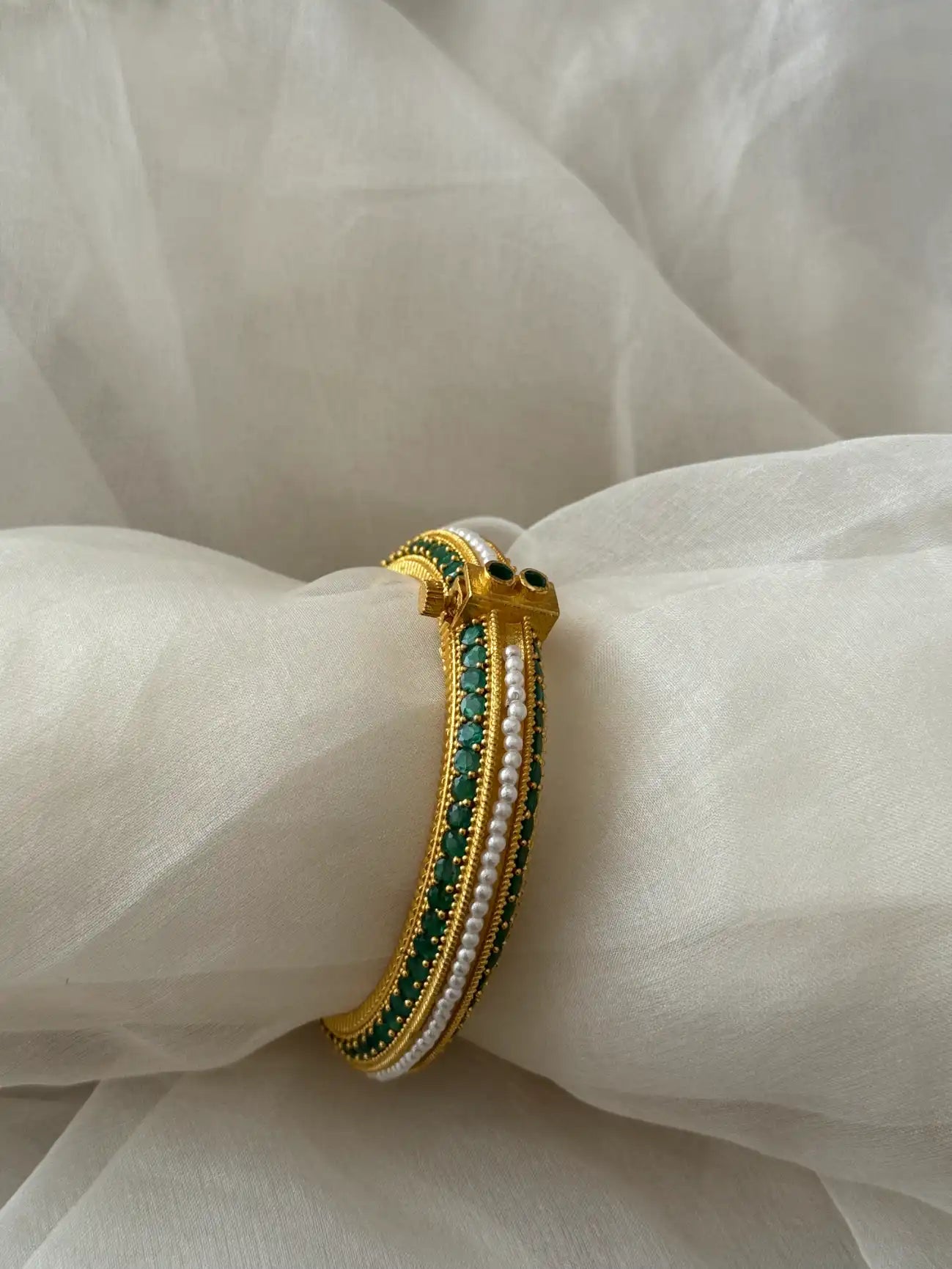 Prajakta Bangle