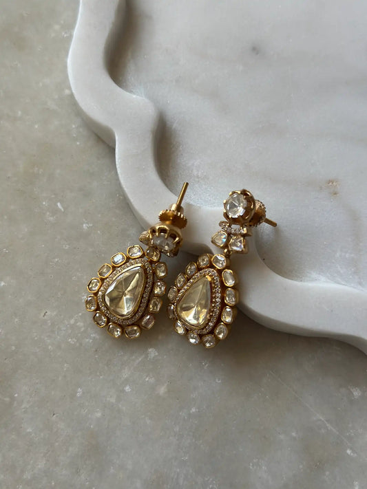 Gulshani Danglers