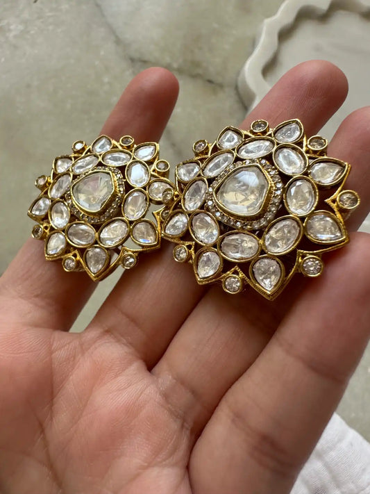 Guldasta Earrings