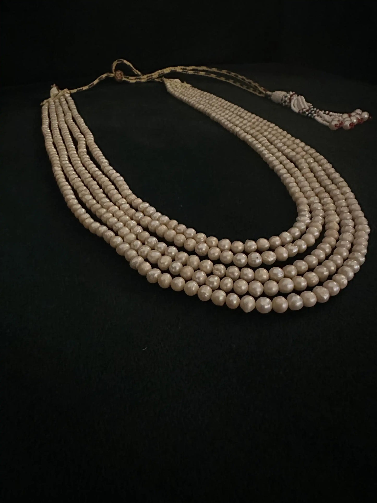 Maharani Paach Lada Moti Mala