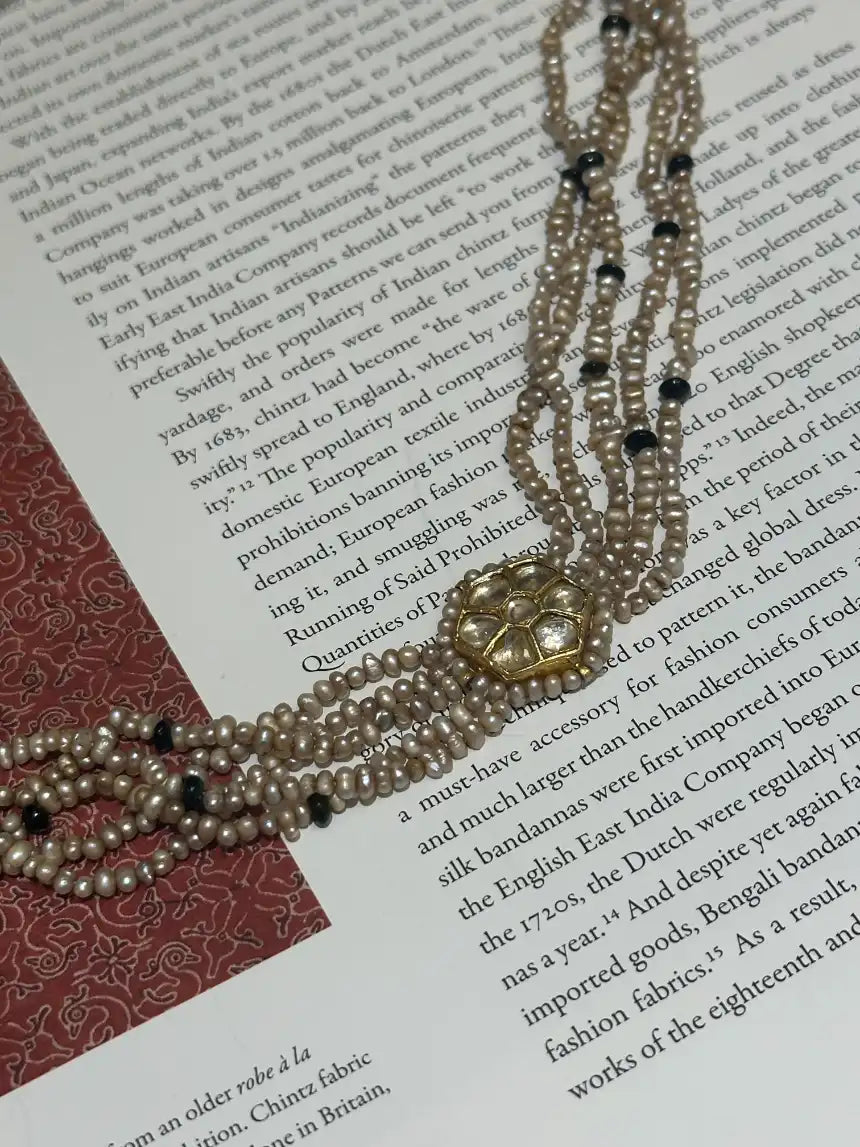 Rudrama Choker