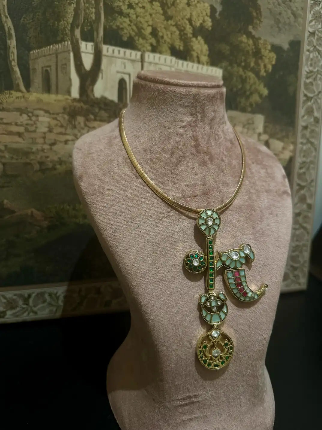 Zia Hasli Pendant Neckpiece