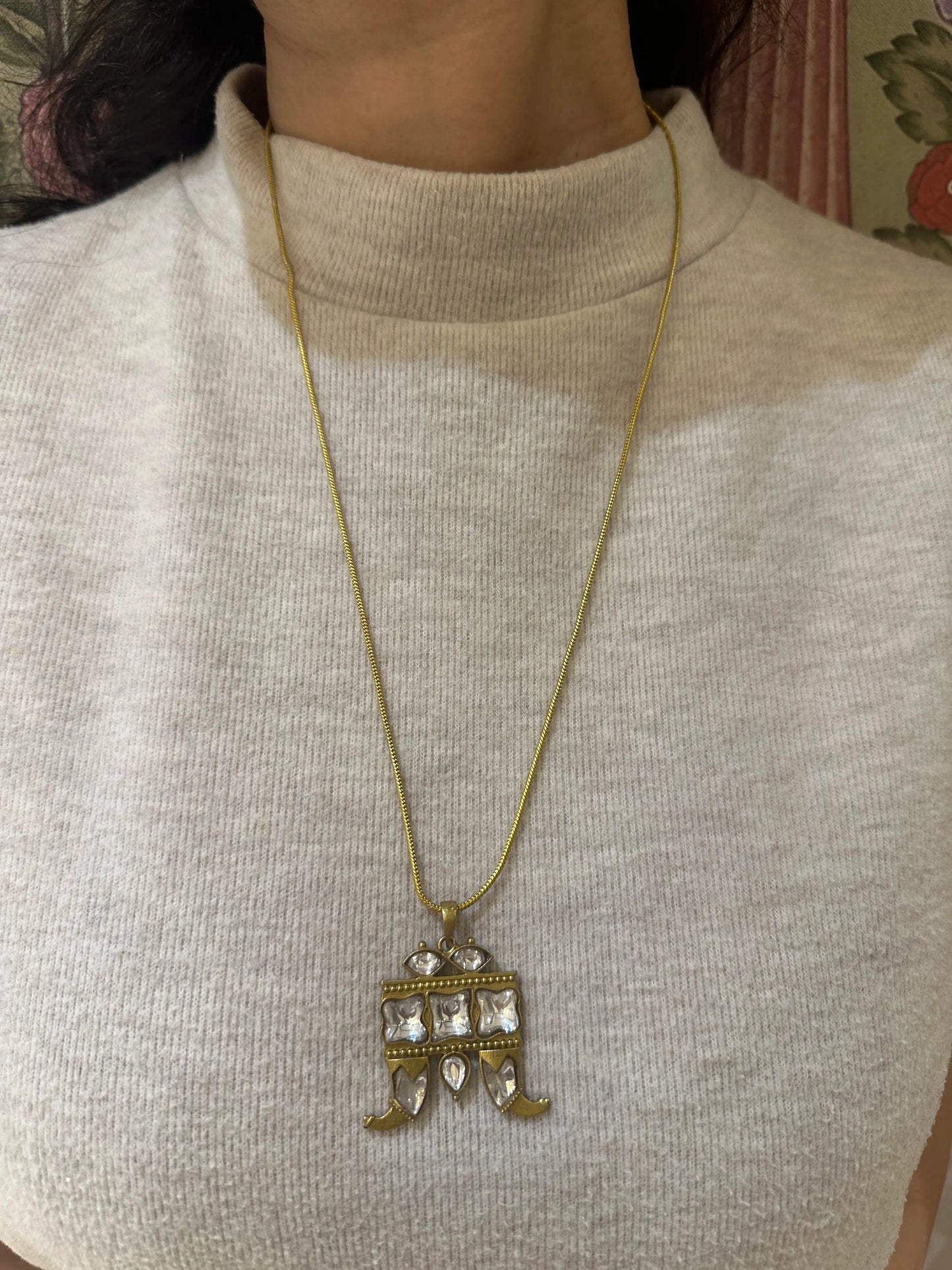Andaaz Chain Pendant