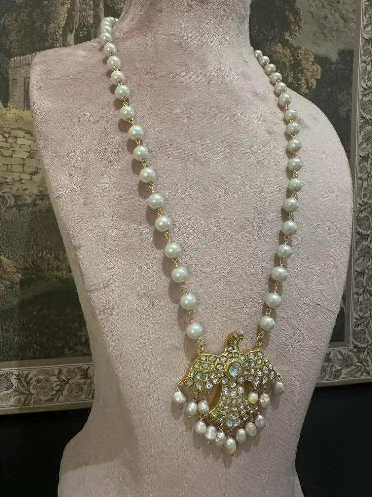 Baaz Pearl String