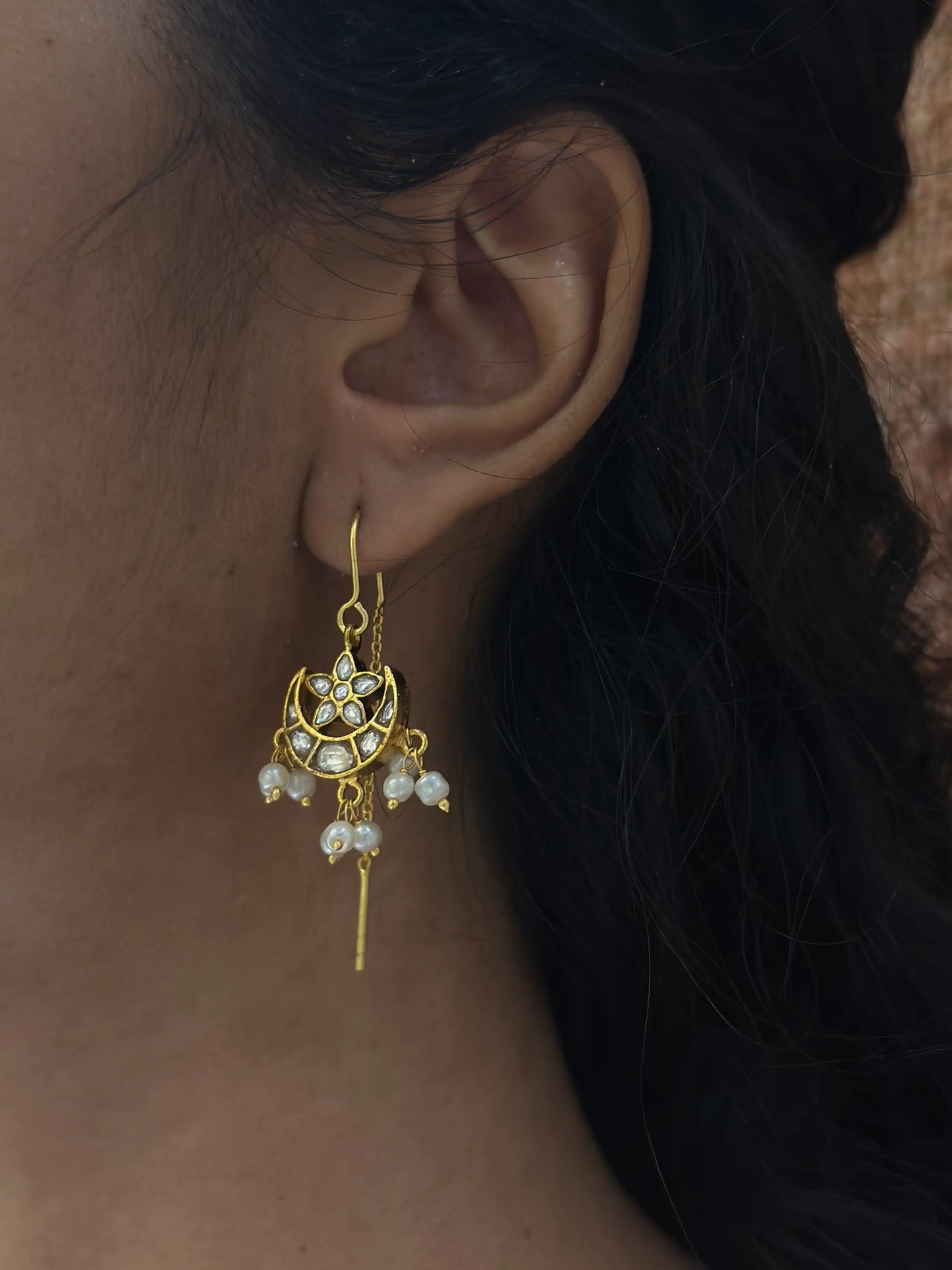 Sui Dora Chandra Earrings