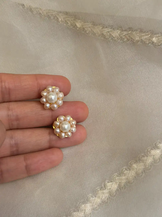 Jhansi Studs