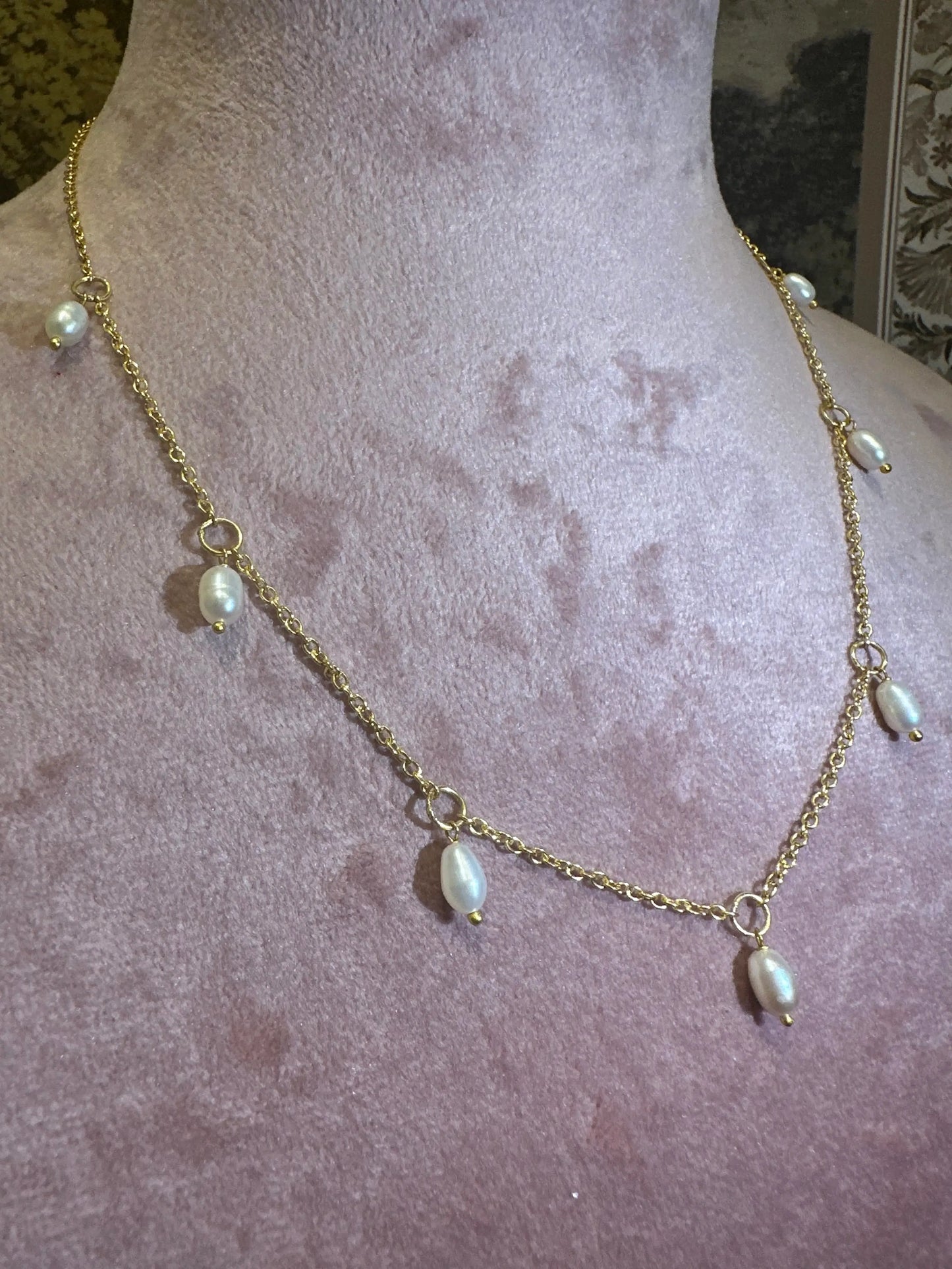 Moti Noor Neckpiece