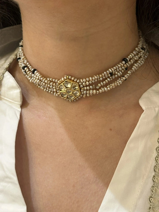 Rudrama Choker