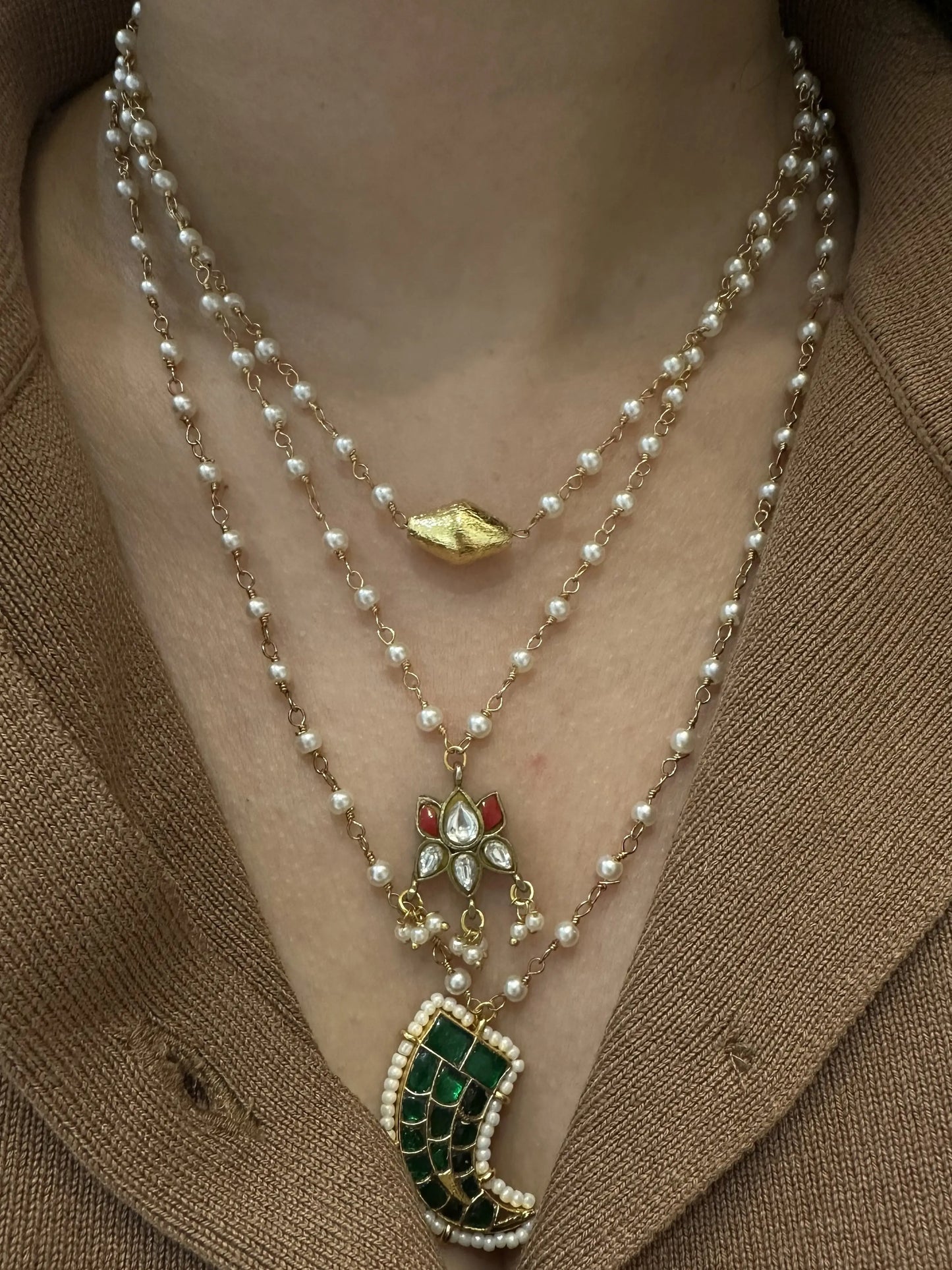 Gulnaar Neckpiece