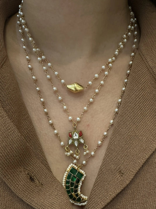 Gulnaar Neckpiece