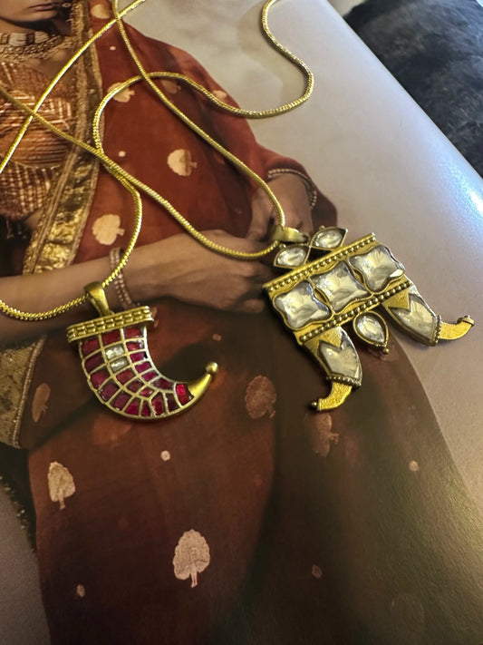 Andaaz Chain Pendant